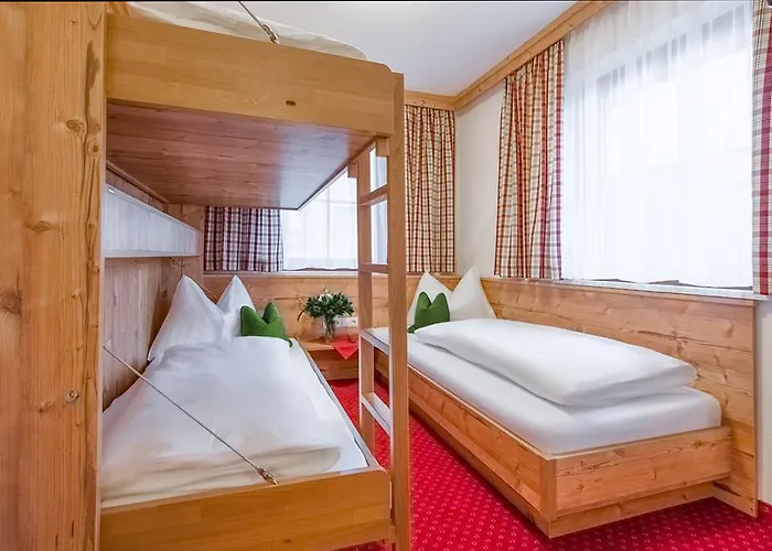 بيت ضيافة Haus Am Dorfplatz فلاخاو