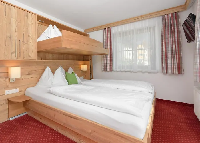 بيت ضيافة Haus Am Dorfplatz فلاخاو